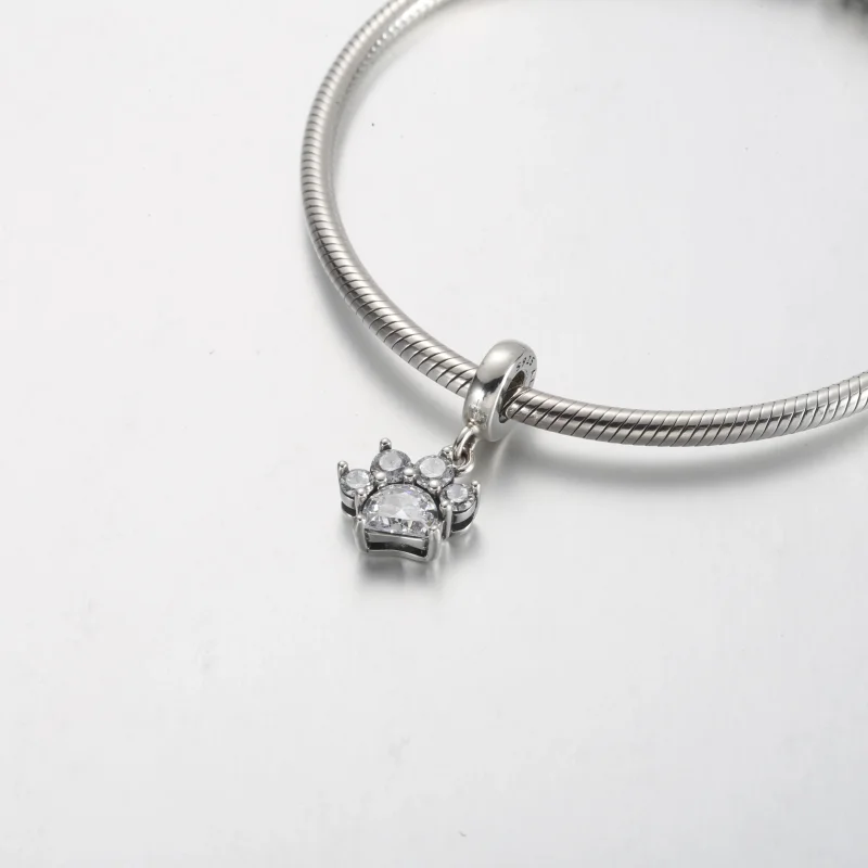 (immagine per) Charm scintillante con stampa della zampa di animale domestico - 792247C01 - Visualizza 4