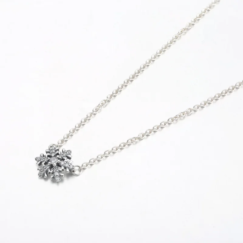 (immagine per) Collana con ciondolo fiocco di neve scintillante - 392371C01 - Visualizza 2