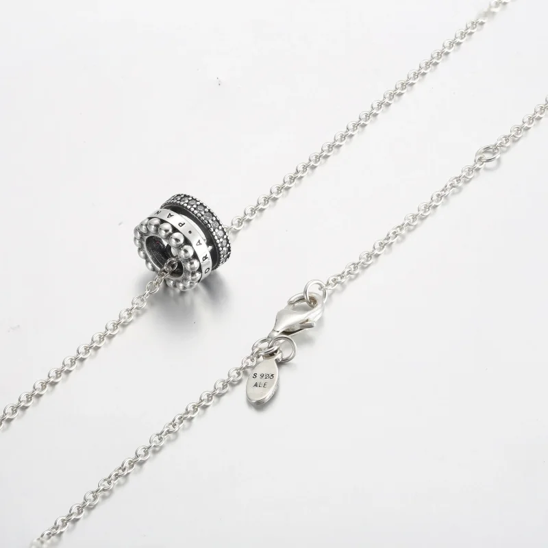 (immagine per) Collana e ciondolo con logo Pandora Signature in pavé e perline - 392311C01 - Visualizza 4