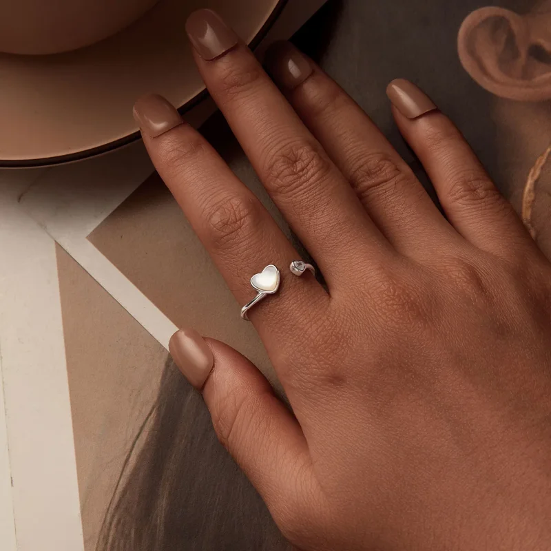 (immagine per) Anello aperto con conchiglia bianca con battito del cuore stile PANDORA - BSR520 - Visualizza 6