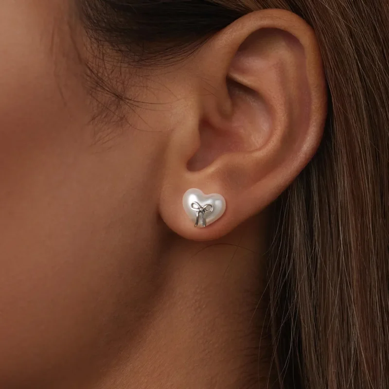 (immagine per) Orecchini a forma di cuore con fiocco in stile PANDORA - SCE1810 - Visualizza 6