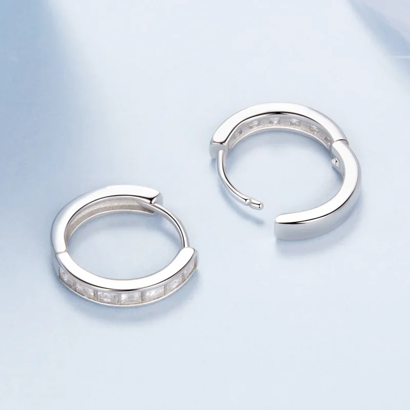 (immagine per) Orecchini scintillanti quadrati stile principessa PANDORA - BSE1102 - Visualizza 3
