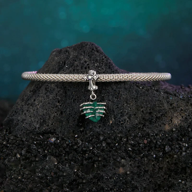 (immagine per) Pendente a forma di cuore con teschio in stile PANDORA - BSC1061 - Visualizza 4