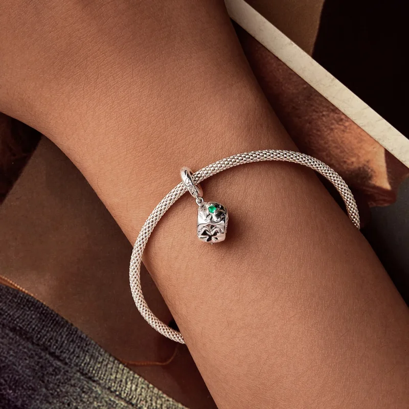(immagine per) Pendente a forma di dado con quadrifoglio stile PANDORA - SCC2839 - Visualizza 7