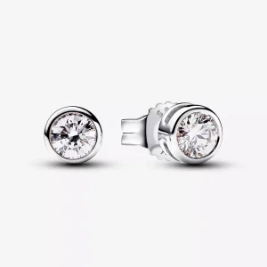 (immagine per) Orecchini a perno Pandora Era Lab-grown Diamond Bezel 0,30 carati in argento Sterling - 292857C01