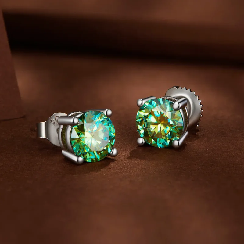 (immagine per) Orecchini a perno in stile Pandora con Moissanite da un carato e quattro griffe - Visualizza 3