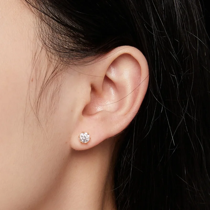 (immagine per) Orecchini a perno in stile Pandora placcati in oro con sei artigli e moissanite - Visualizza 4