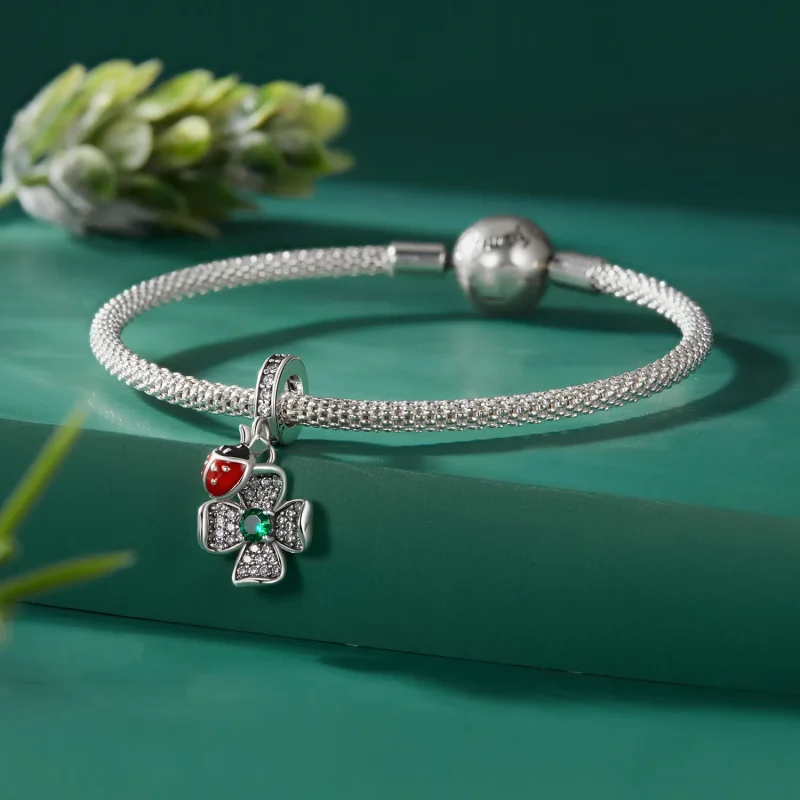 (immagine per) Pendente a forma di coccinella a quadrifoglio fortunato stile Pandora - SCC2523 - Visualizza 3
