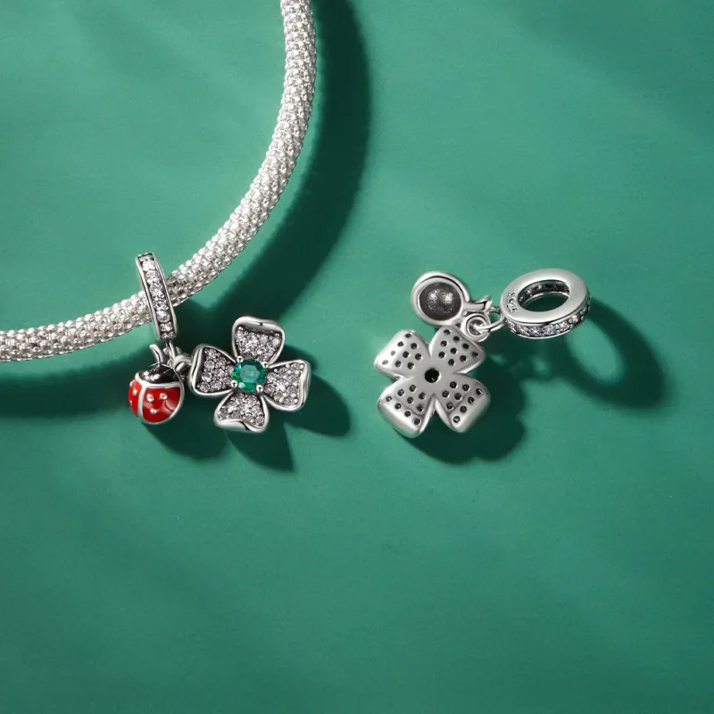 (immagine per) Pendente a forma di coccinella a quadrifoglio fortunato stile Pandora - SCC2523 - Visualizza 4