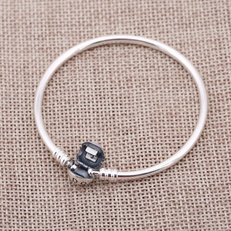 (immagine per) Bracciale ESSENCE Rigido in Argento - Pandora IT - Visualizza 3