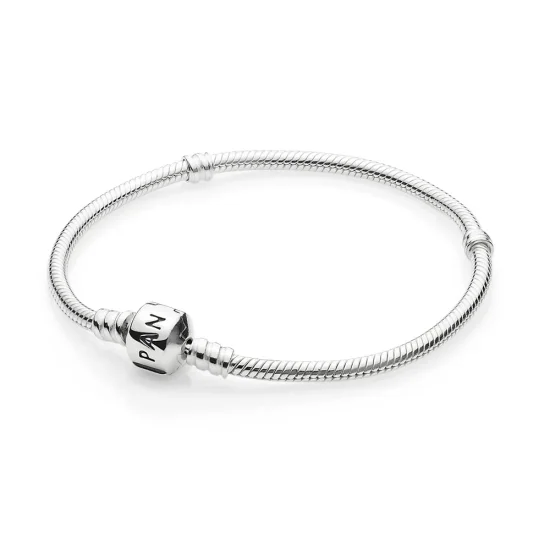 (immagine per) Bracciale Moments in Argento con Chiusura a Scomparsa - Pandora