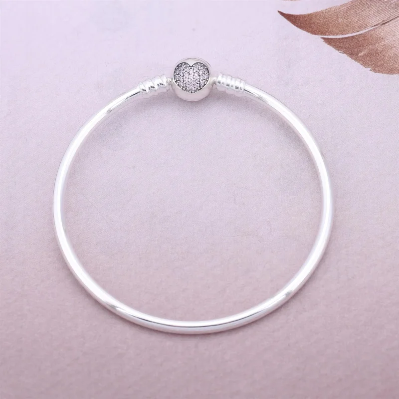 (immagine per) Bracciale rigido in argento con cuore rosa - 590716PCZ - Bracciali | PANDORA - Visualizza 2