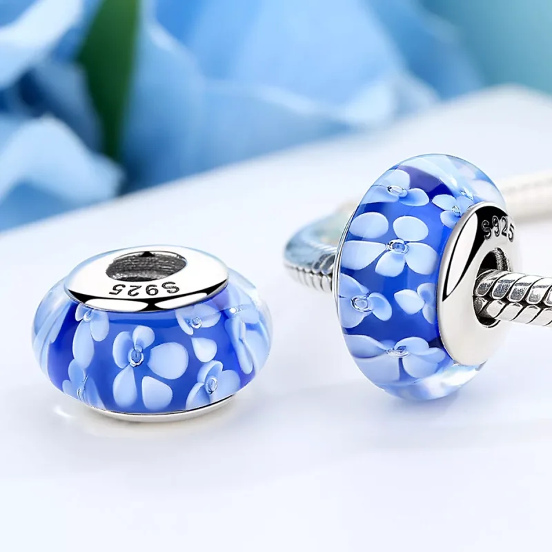 (immagine per) Charm tipo Pandora Fiori bianchi in vetro di Murano blu - SCZ006 - Visualizza 4