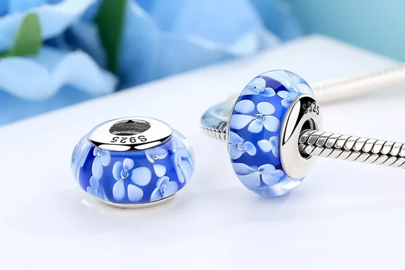 (immagine per) Charm tipo Pandora Fiori bianchi in vetro di Murano blu - SCZ006 - Visualizza 8