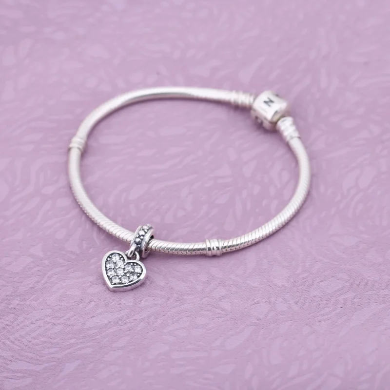 (immagine per) Charm con Pendente Cuore in Pavé - 791023CZ - Charm | PANDORA - Visualizza 2