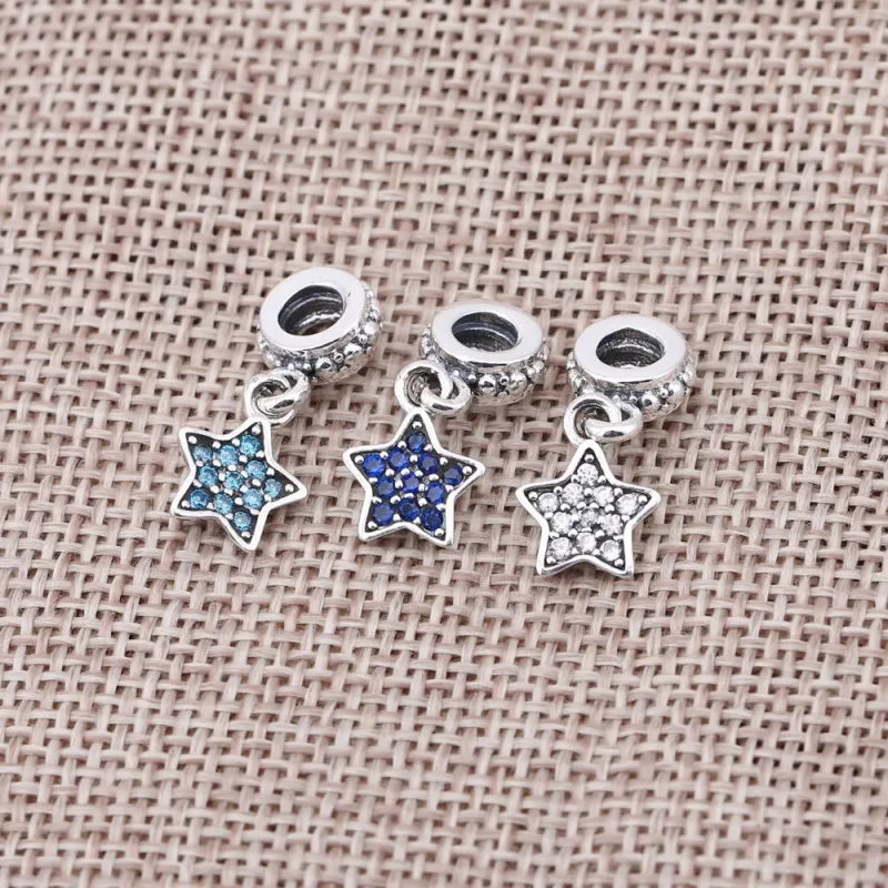 (immagine per) Charm con Pendente Stella in Pavé Blu - 791024CZB - Charm | PANDORA - Visualizza 3