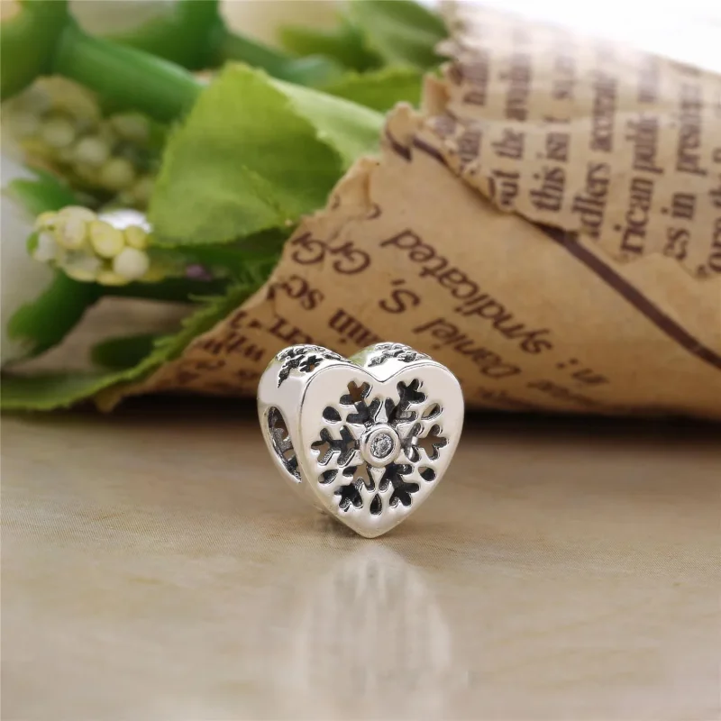 (immagine per) Charm Cuore & Fiocco di Neve - Pandora IT - Visualizza 2