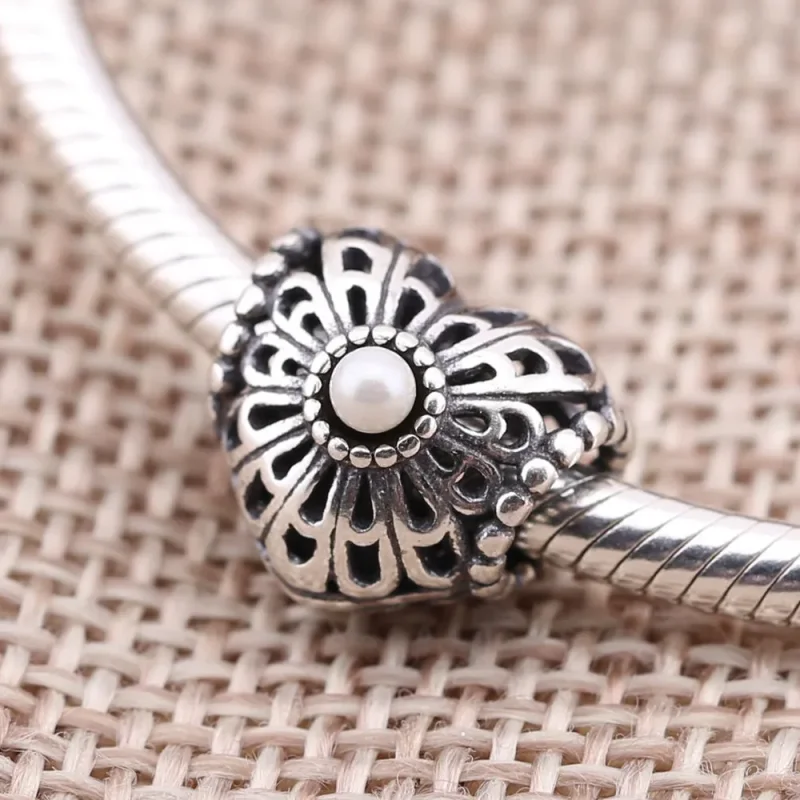 (immagine per) Charm Openwork Cuore Con Perla Vintage 750822P Charm Pandora - Visualizza 3