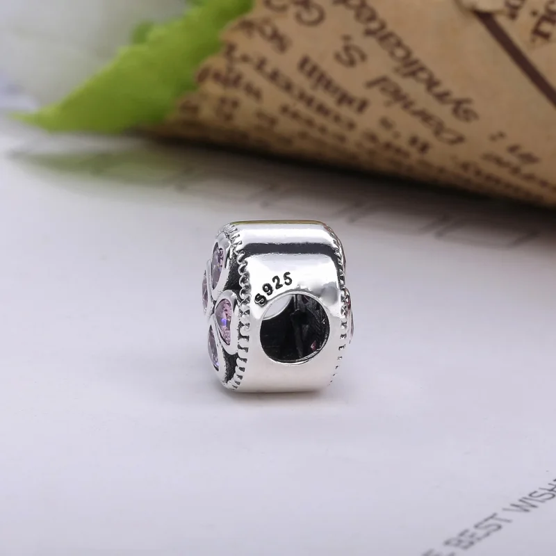 (immagine per) Charm PANDORA Trifoglio di cuori - Visualizza 2