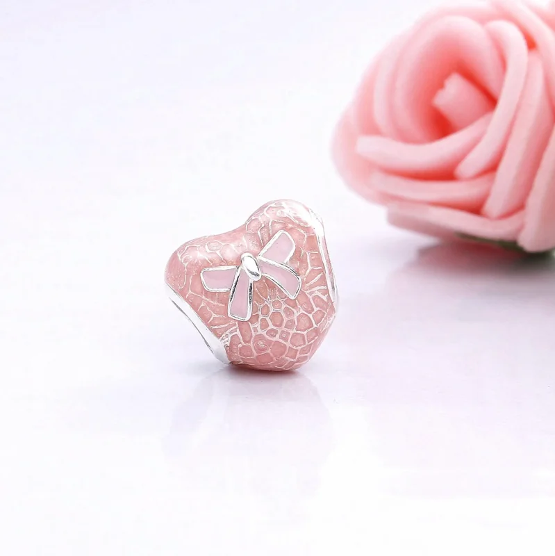 (immagine per) Cuore con Fiocco Rosa & Pizzo - Pandora IT - Visualizza 3