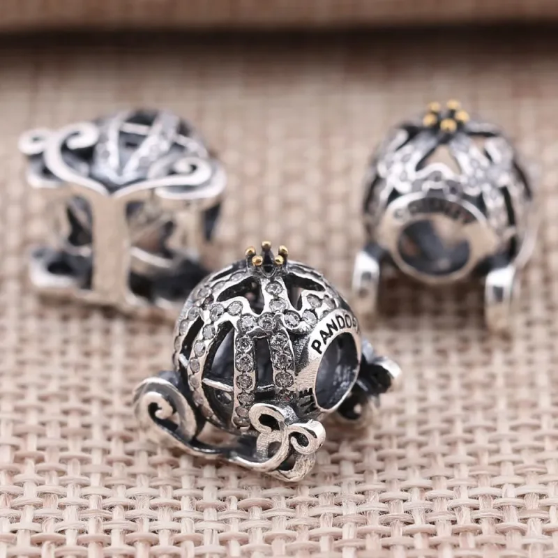(immagine per) Disney, Charm La Carrozza di Cenerentola - Pandora IT - Visualizza 2