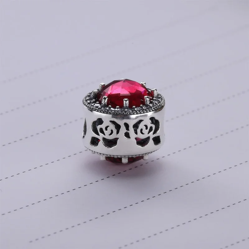 (immagine per) Disney, Charm La Rosa Luminosa di Belle - Pandora IT - Visualizza 2