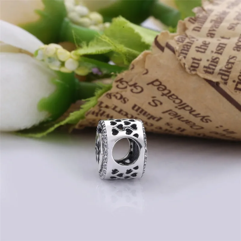 (immagine per) Disney, Charm Mickey Mouse e Minnie Innamorati - Pandora IT - Visualizza 3
