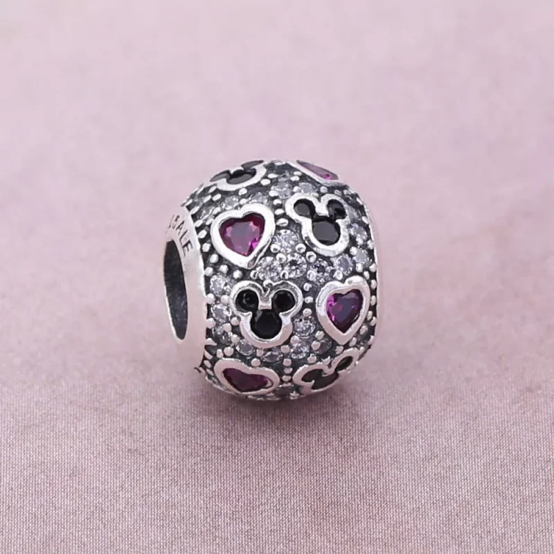 (immagine per) Disney, Charm PANDORA Sfera in Pavè Mickey Mouse e Cuori Luminosi - Visualizza 2