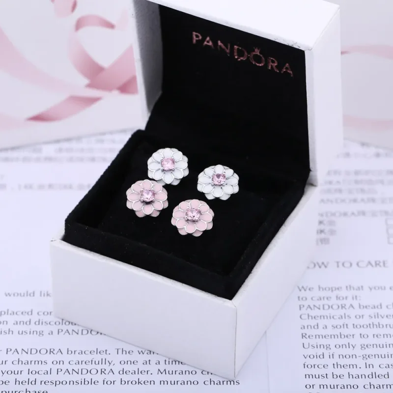 (immagine per) Orecchini a lobo Dalia in fiore - Pandora IT - Visualizza 2