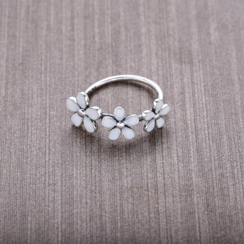 (immagine per) Anello con margherite bianche - 190900EN12 - Anelli | PANDORA - Visualizza 2