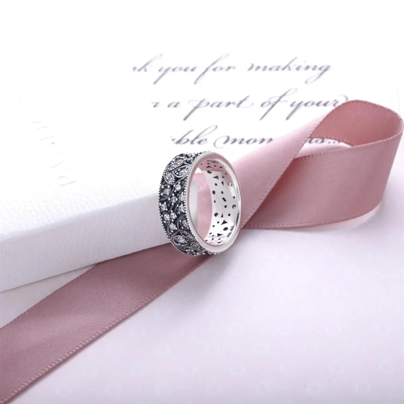 (immagine per) Anello a fascia larga Foglie Scintillanti - 190965CZ - Anelli | PANDORA - Visualizza 3