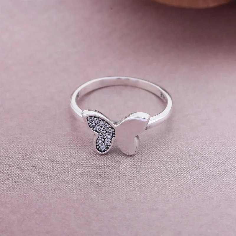 (immagine per) Anello in argento con Farfalla | PANDORA - Visualizza 2