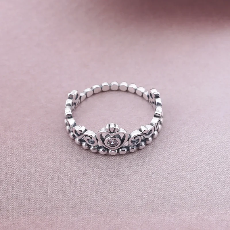 (immagine per) Anello in argento a forma di tiara - 190880CZ - Anelli | PANDORA - Visualizza 2