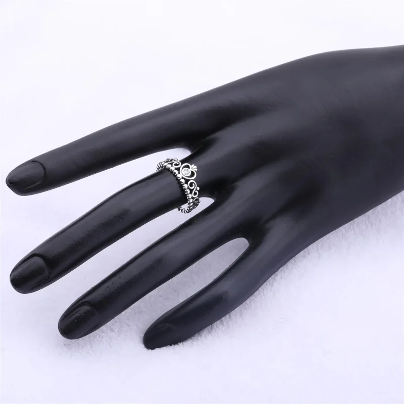 (immagine per) Anello in argento a forma di tiara - 190880CZ - Anelli | PANDORA - Visualizza 4