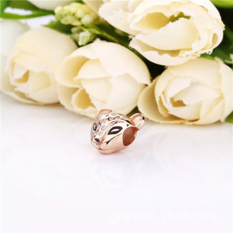 (immagine per) Charm PANDORA Scintillante Leonessa Regina della Savana 788024CZM - Visualizza 3