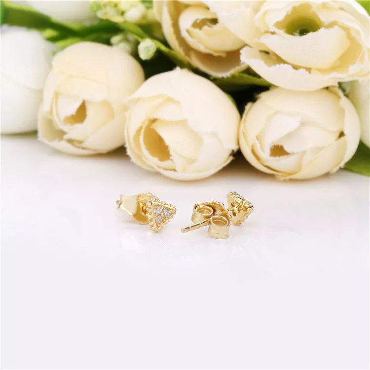 (immagine per) Orecchini a lobo PANDORA Triangoli Scintillanti 268030CZ - Visualizza 4