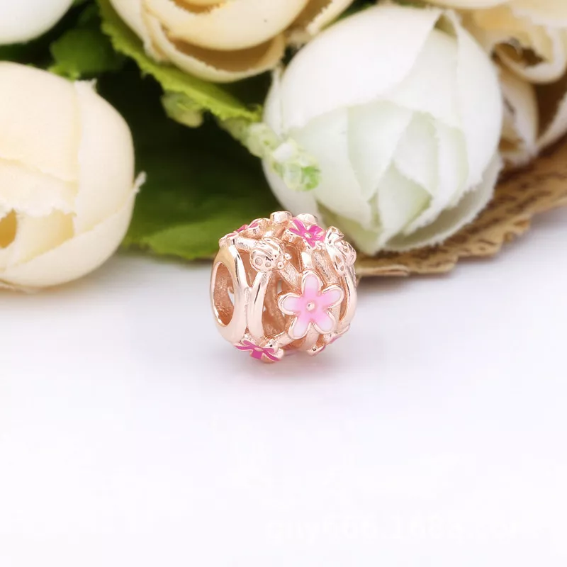 (immagine per) Charm Margherita rosa openwork - 788772C01 - Visualizza 3