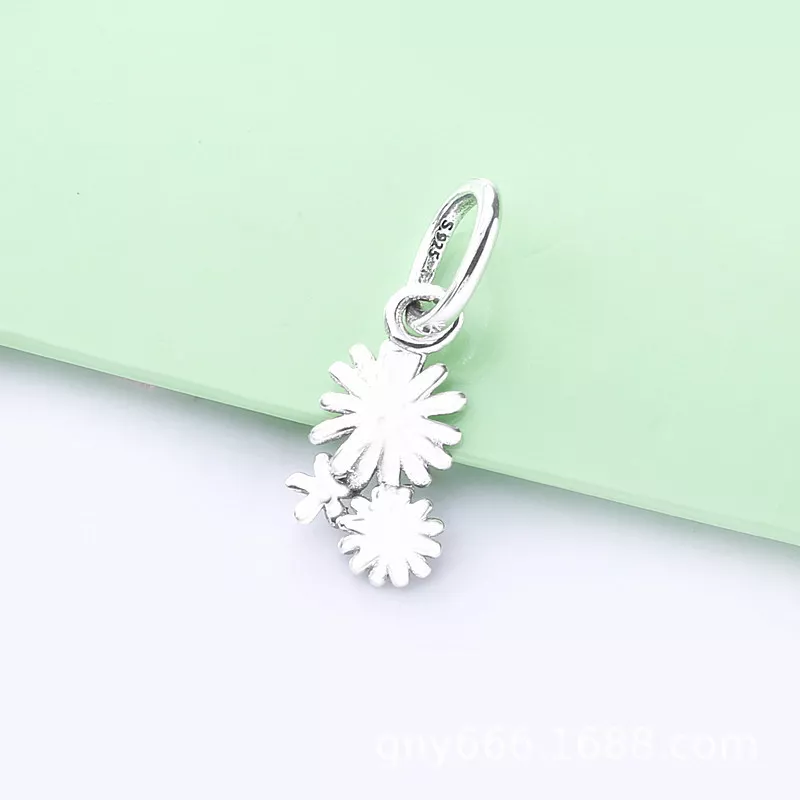 (immagine per) Charm pendente Bouquet di margherite - 798819C00 - Visualizza 3