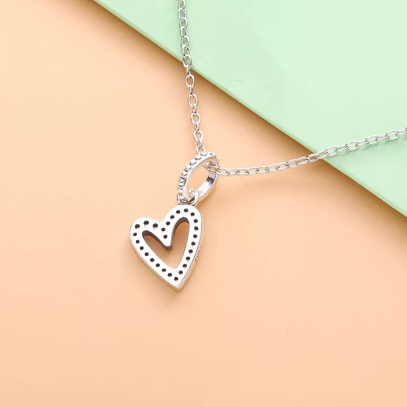 (immagine per) Collana con pendente cuore scintillante - 398688C01 - Visualizza 2