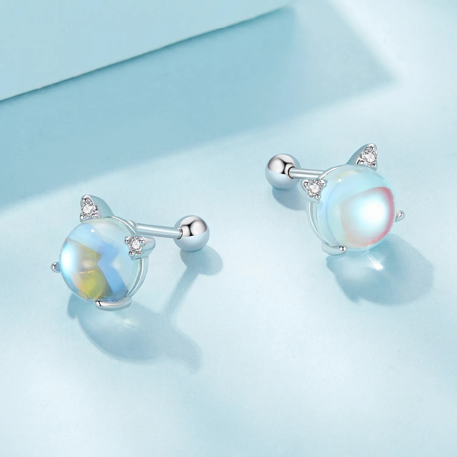 Lovers Jewelry Boucles d'oreilles en argent sterling 925 à deux tons Moon Cat po