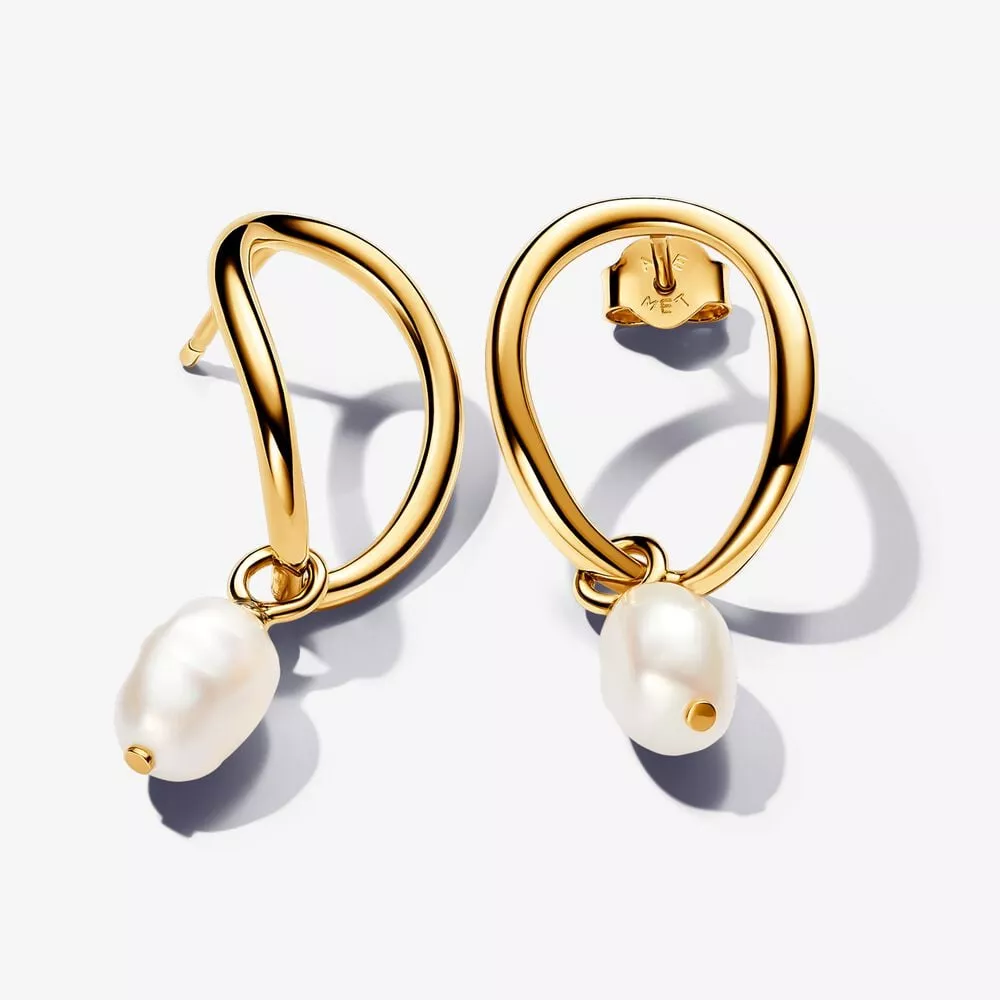 orecchini linea pandora sinuosa circolare con perla dacqua dolce coltivata pendente 263281c01